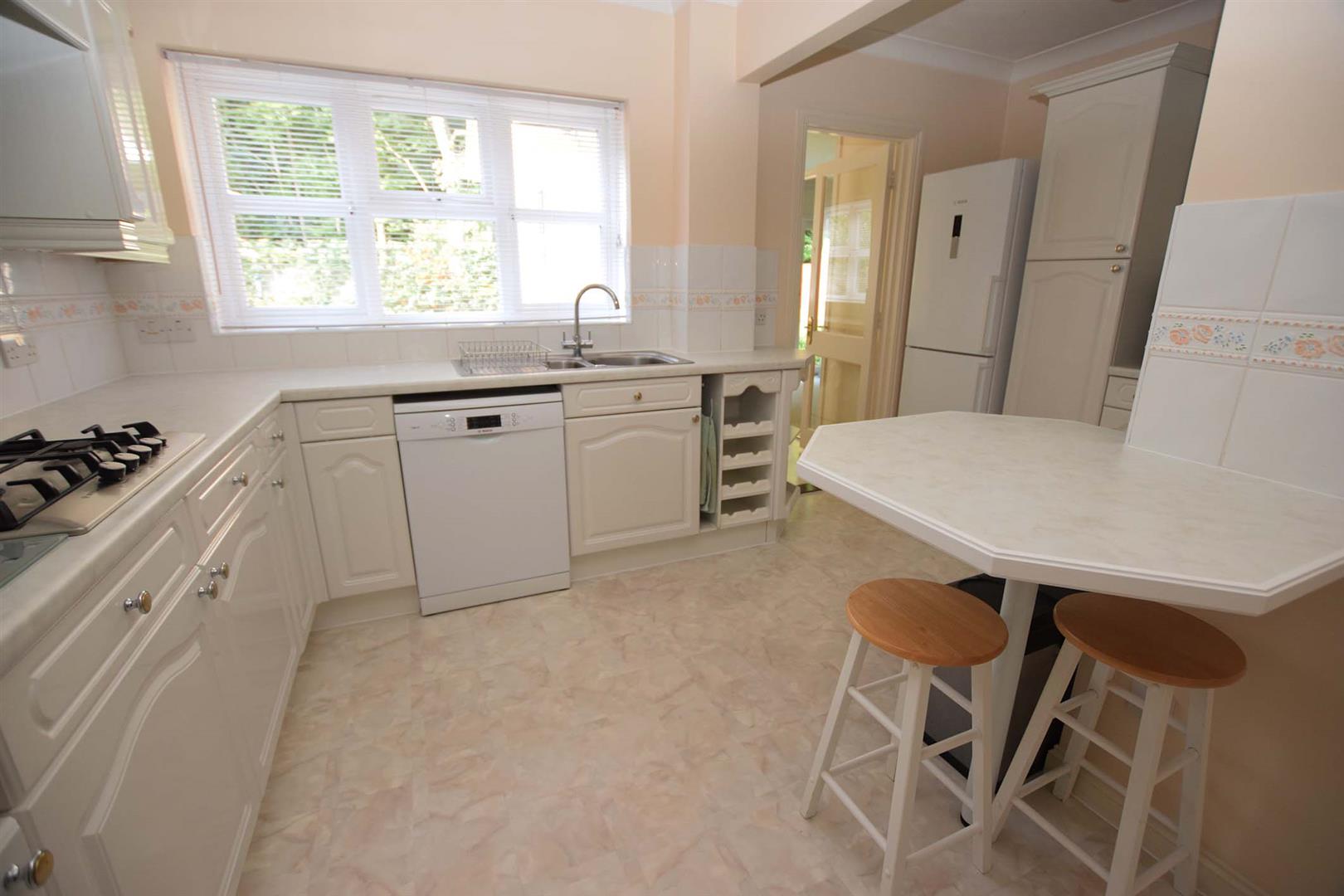 Lamplighters Close, Hempstead, Gillingham Harrisons Reeve Rainham